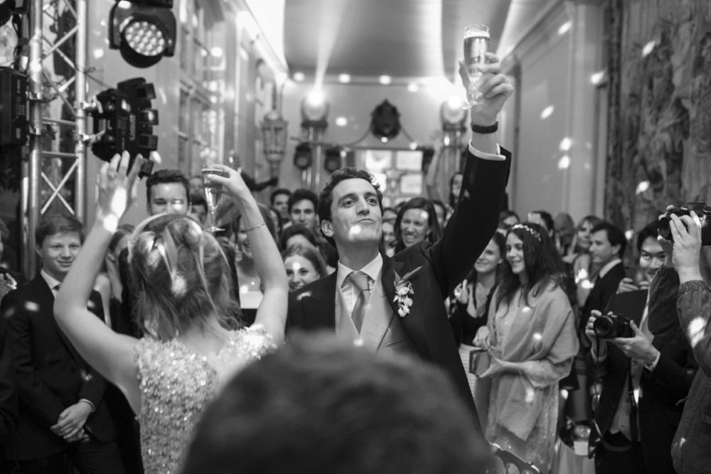 les mariés sur le dance floor